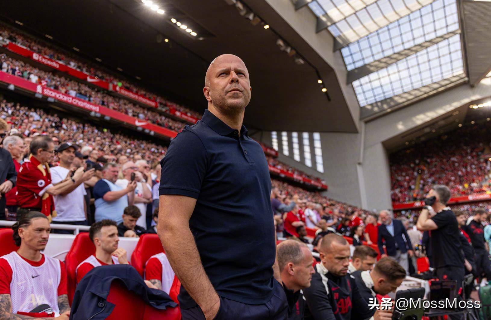 中欧体育平台关于法甲转会期再迎强敌；尼斯内部沟通；主帅态度——更衣室稳定；年轻球员得到机会的信息